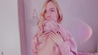 Savory blonde cutie drills her pussy with her fingers ts kitty hung