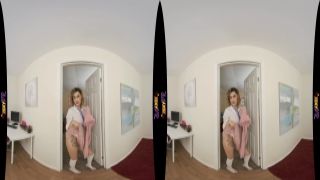 Hard working service female Audrey Irons requires a full body massage therapy with satisfied finishing xxxcom hd