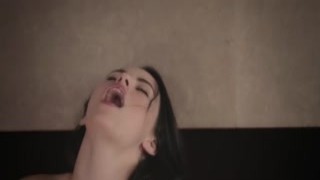 This turned on MILF can&#39;&#39; t resist her lover&#39;&#39; s big veiny penis