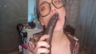 Attractive coed Triniti Banxx is finger fucking pinkish pussy best porn to jerk off to